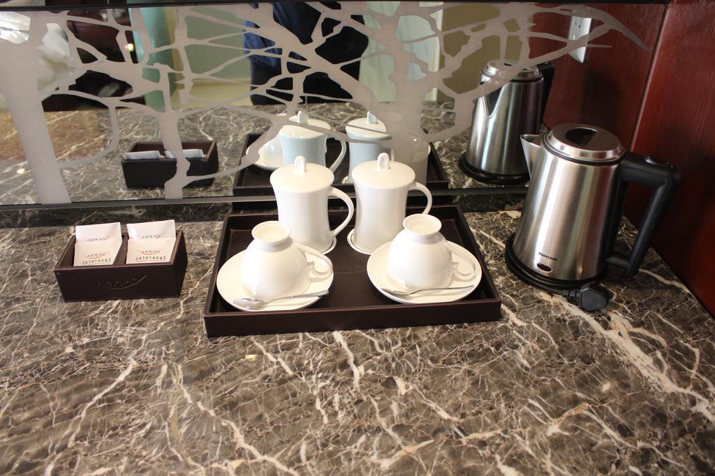 Mareka Haihe International Hotel Xichang Ruang foto