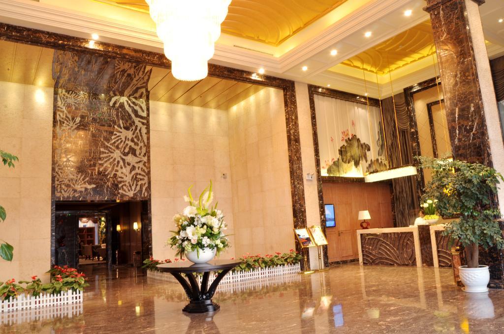 Mareka Haihe International Hotel Xichang Bagian luar foto