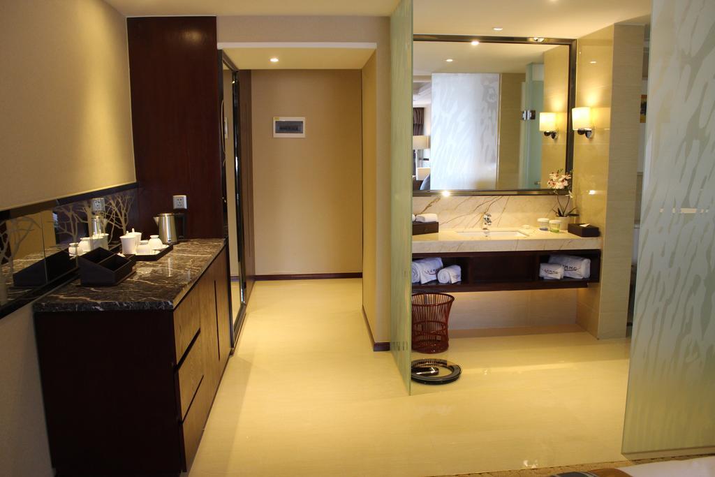 Mareka Haihe International Hotel Xichang Ruang foto
